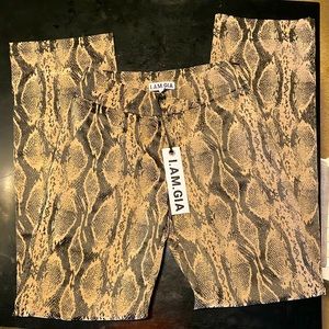 I Am Gia Capricorn Pants